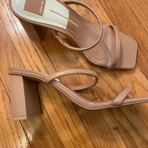 Dolce Vita Women's Tan Heeled Sandals